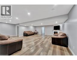 12 ALBERT Street - 25