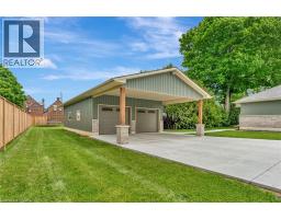 12 ALBERT Street - 39