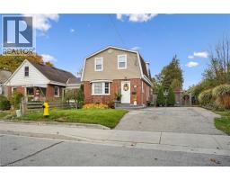 16 MARTIN Avenue - 2