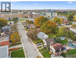 16 MARTIN Avenue - 25