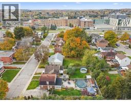 16 MARTIN Avenue - 26