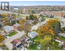 16 MARTIN Avenue - 27