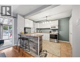 16 MARTIN Avenue - 8