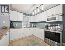 16 MARTIN Avenue - 9