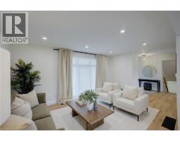 7 TRILLIUM Court - 12