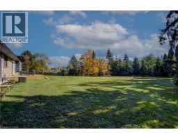 7 TRILLIUM Court - 42