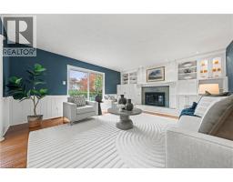 362 POMMEL GATE Crescent - 16