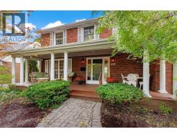 362 POMMEL GATE Crescent - 2