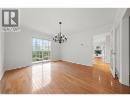 362 POMMEL GATE Crescent - 21