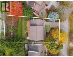 362 POMMEL GATE Crescent - 41