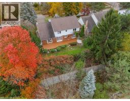 362 POMMEL GATE Crescent - 42