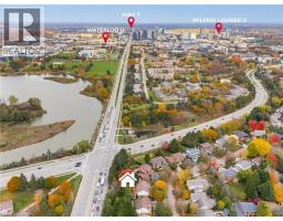 362 POMMEL GATE Crescent - 43