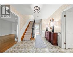 362 POMMEL GATE Crescent - 6