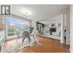 362 POMMEL GATE Crescent - 8