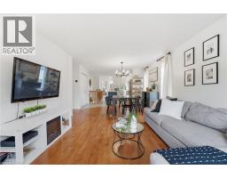 58 PORCHLIGHT Drive - 12