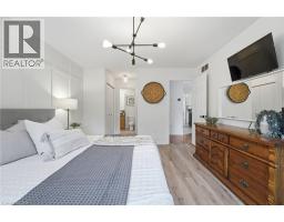 58 PORCHLIGHT Drive - 14