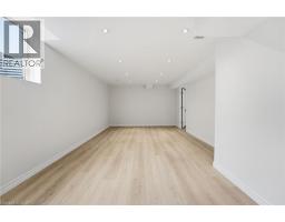 58 PORCHLIGHT Drive - 19