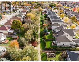 58 PORCHLIGHT Drive - 4