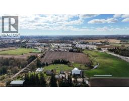 926 KING Street N - 15