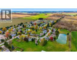 14 FAIRVIEW Crescent - 30