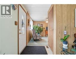 14 FAIRVIEW Crescent - 6