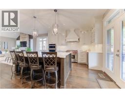 52 EDGEHILL Drive - 14