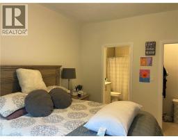 25 ISHERWOOD Avenue UnitNo. C036 - 10