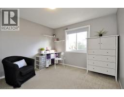 104 LIVINGSTONE Crescent - 22