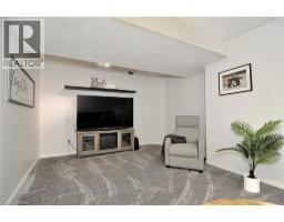 104 LIVINGSTONE Crescent - 25