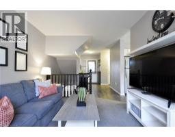 104 LIVINGSTONE Crescent - 8