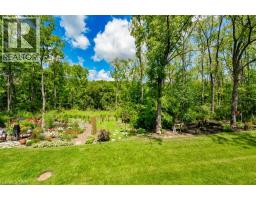 744 NELSON Street W UnitNo. 18 - 33