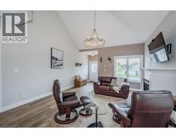 744 NELSON Street W UnitNo. 18 - 7