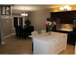 561 THOMAS SLEE Drive - 8