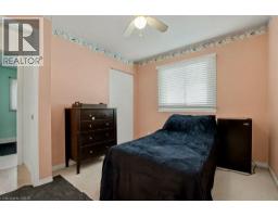 125 INGLESIDE Drive - 12