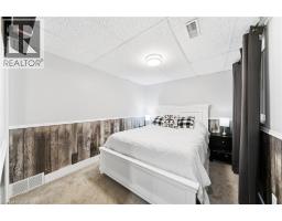 23 STONEGATE Drive - 24