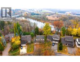 23 STONEGATE Drive - 32