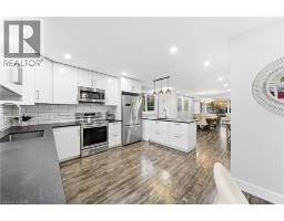 23 STONEGATE Drive - 8