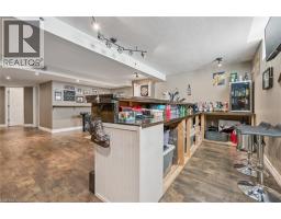 7 HEARTHBRIDGE Street - 33