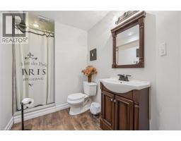 7 HEARTHBRIDGE Street - 39