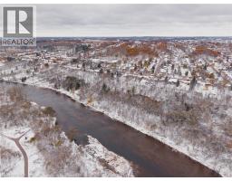 21 CULHAM Drive - 24