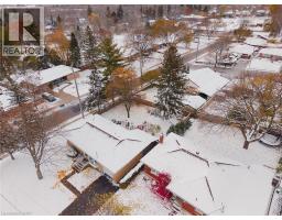 21 CULHAM Drive - 32