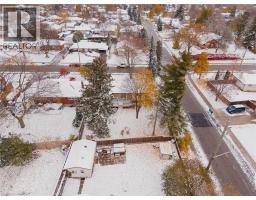 21 CULHAM Drive - 33