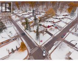 21 CULHAM Drive - 39