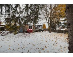 21 CULHAM Drive - 43