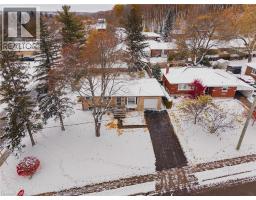 21 CULHAM Drive - 44