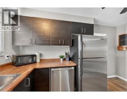 49 PEEL Street E UnitNo. 26 - 14