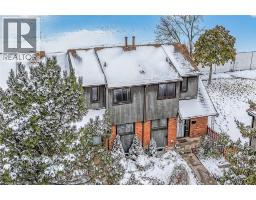 49 PEEL Street E UnitNo. 26 - 35