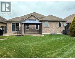 108 WILLOWDALE Crescent - 33
