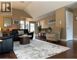 108 WILLOWDALE Crescent - 5