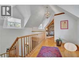 17 THE KIRKSWAY - 33